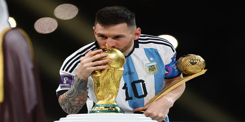 Lionel Messi - Tiền đạo xuất sắc nhất